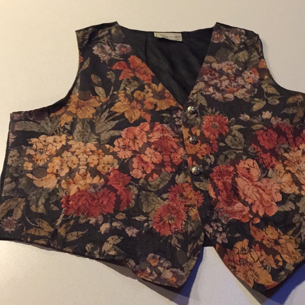 Floral Button Up